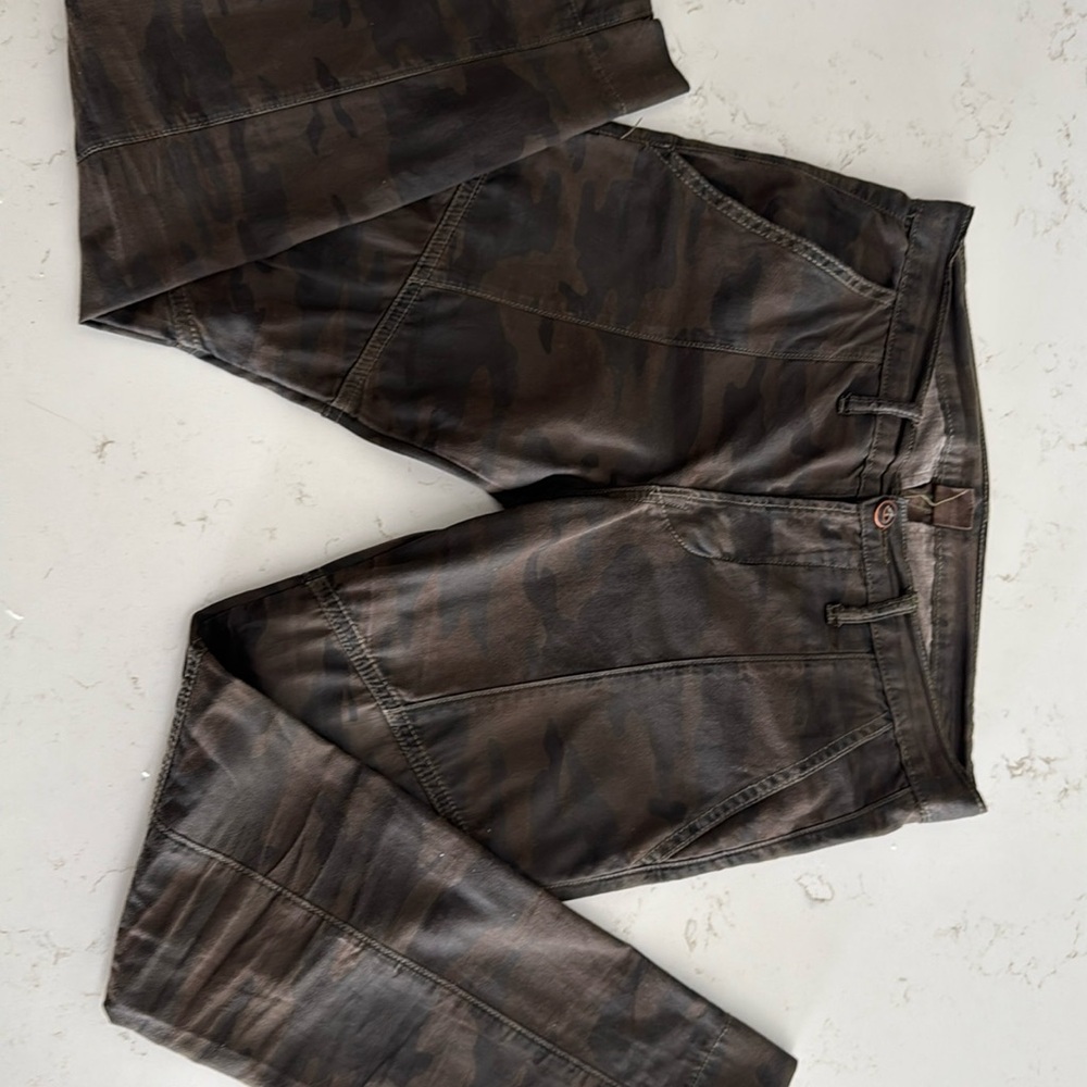 NSF women camo pant